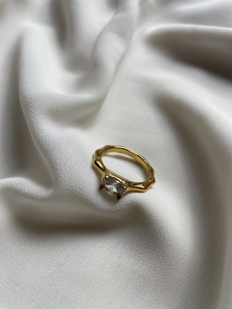 Solitaire ring - Image 3