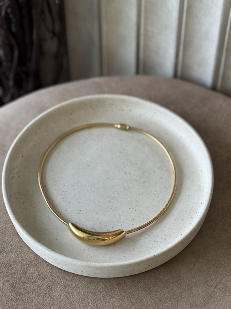 Leo chain